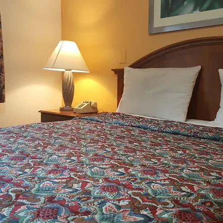 Flamingo Inn Long Beach-2